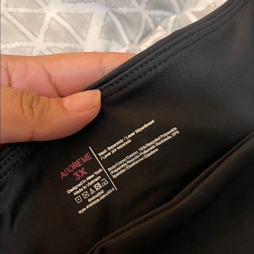 Nebula Ruched Legging - Picture 3 of 4